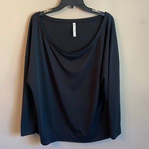 Fabletics off the shoulder top 1X